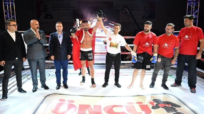 Kick Boks Turnuvasında, 